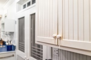 How Can Kitchen Cabinet Refinishing Improve the Look of Your Home?